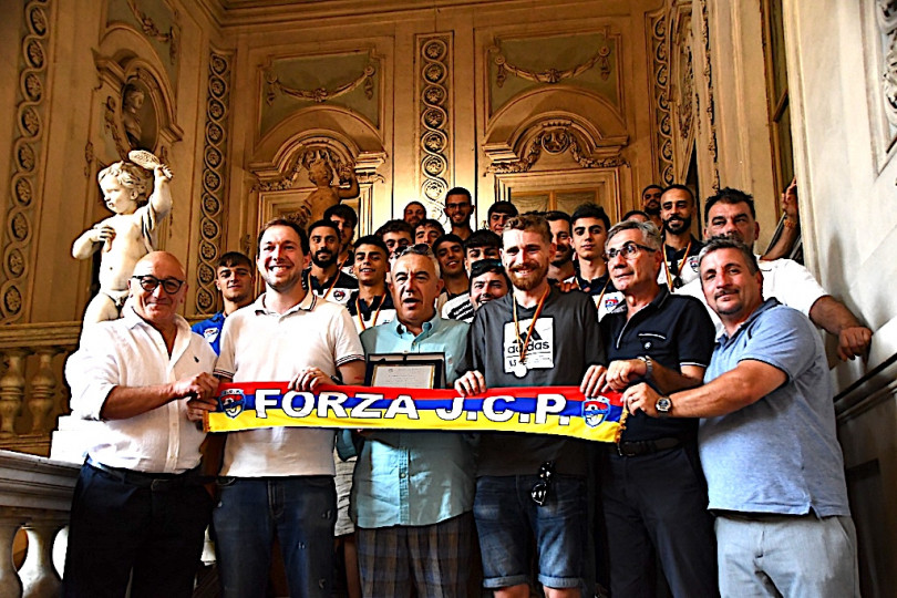 La Junior Calcio Pontestura premiata in Municipio a Casale